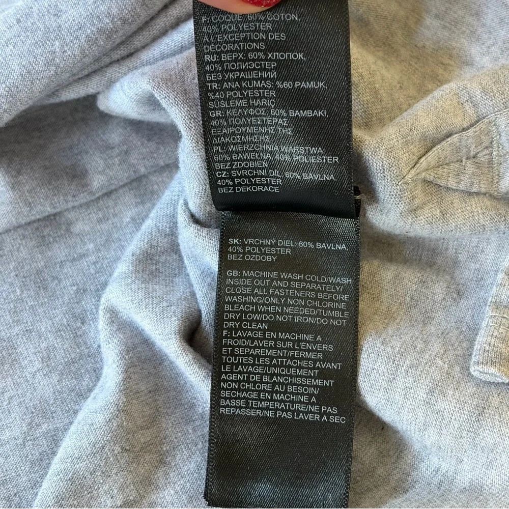The North Face Black and Gray Colorblock Cropped T-Shirt Size Women’s XL - Picture 7 of 11